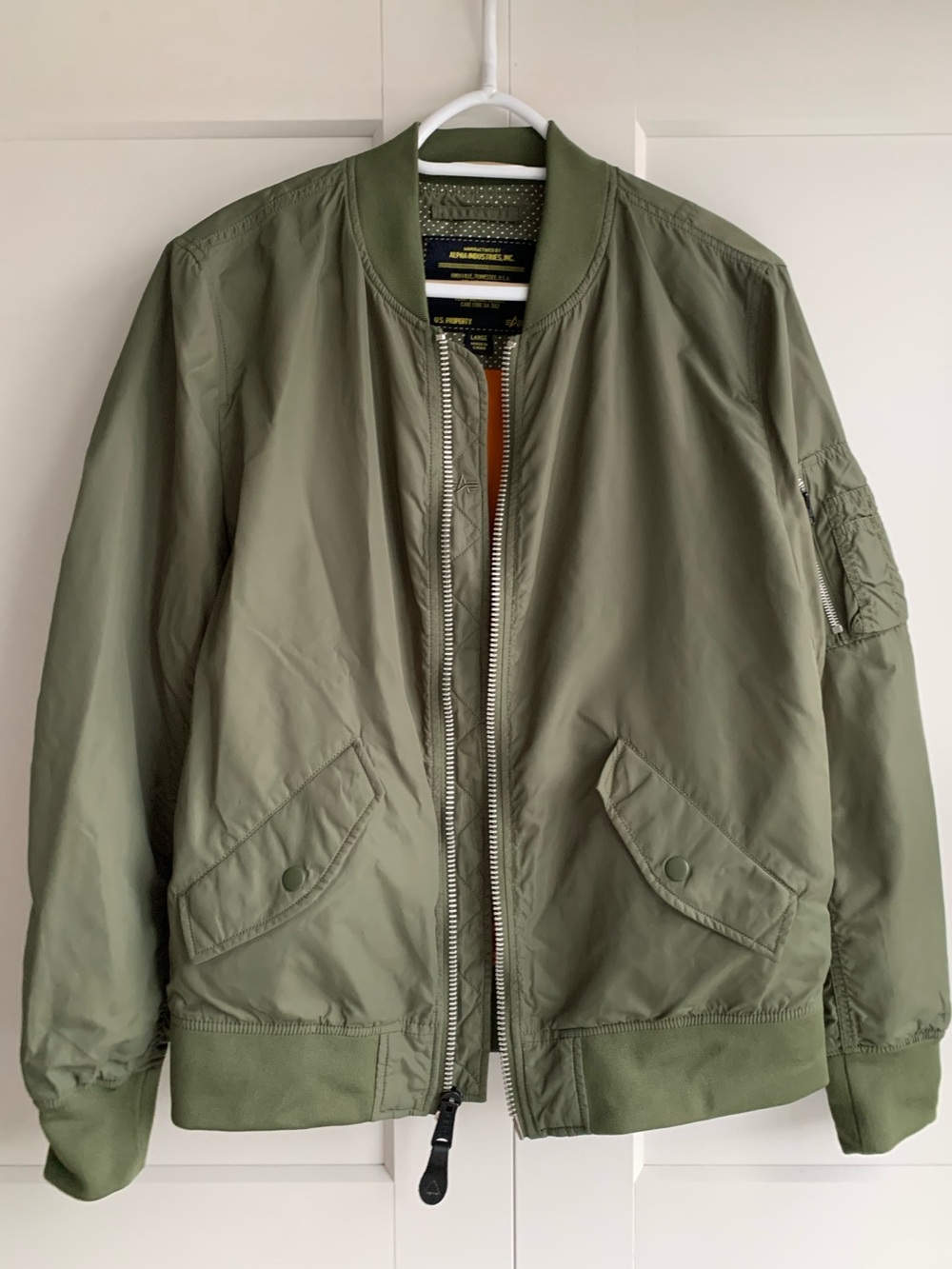 Alpha industries women’s lightweight bomber jacket size L